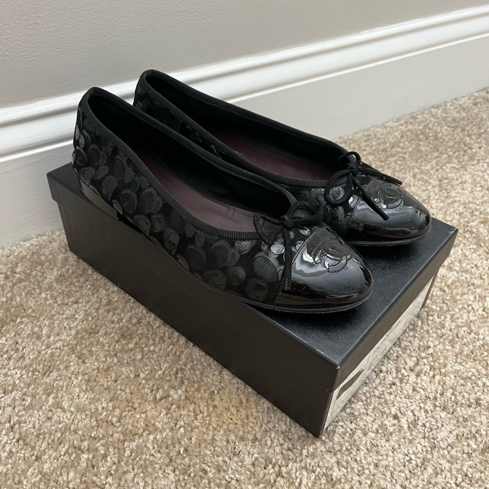 **Host Pick** Authentic Chanel Black Patent Tip Ballet Flats
